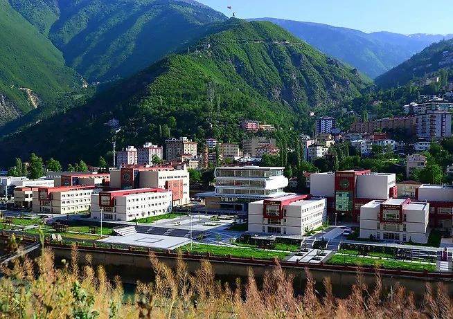 Artvin Çoruh Üniversitesi