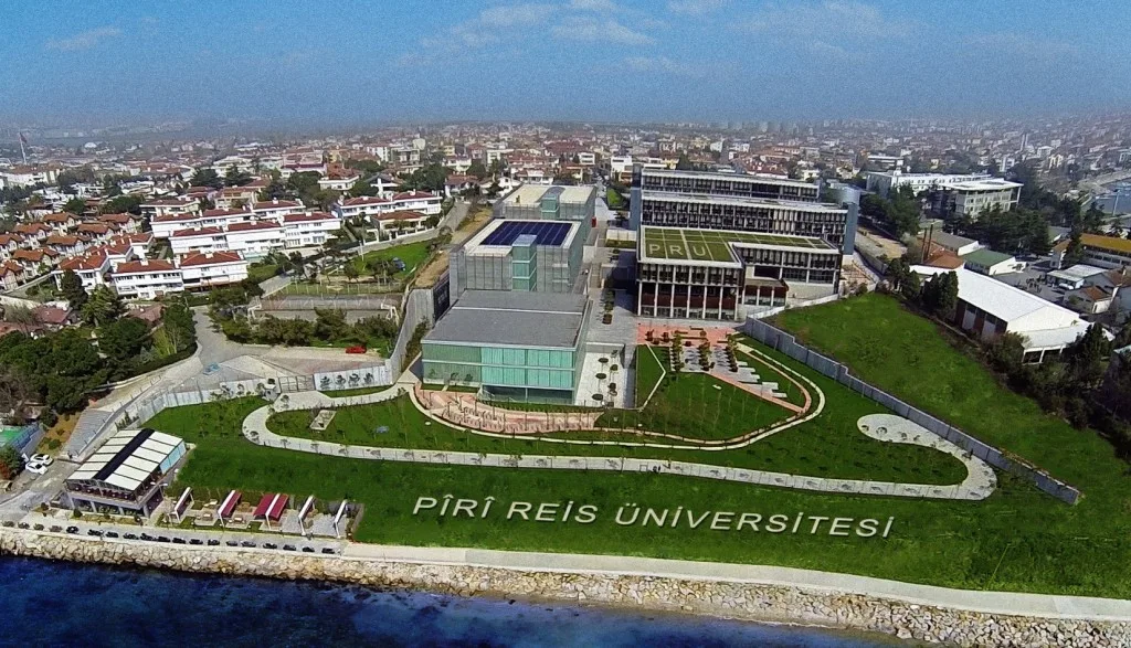 Pîrî Reis Üniversitesi