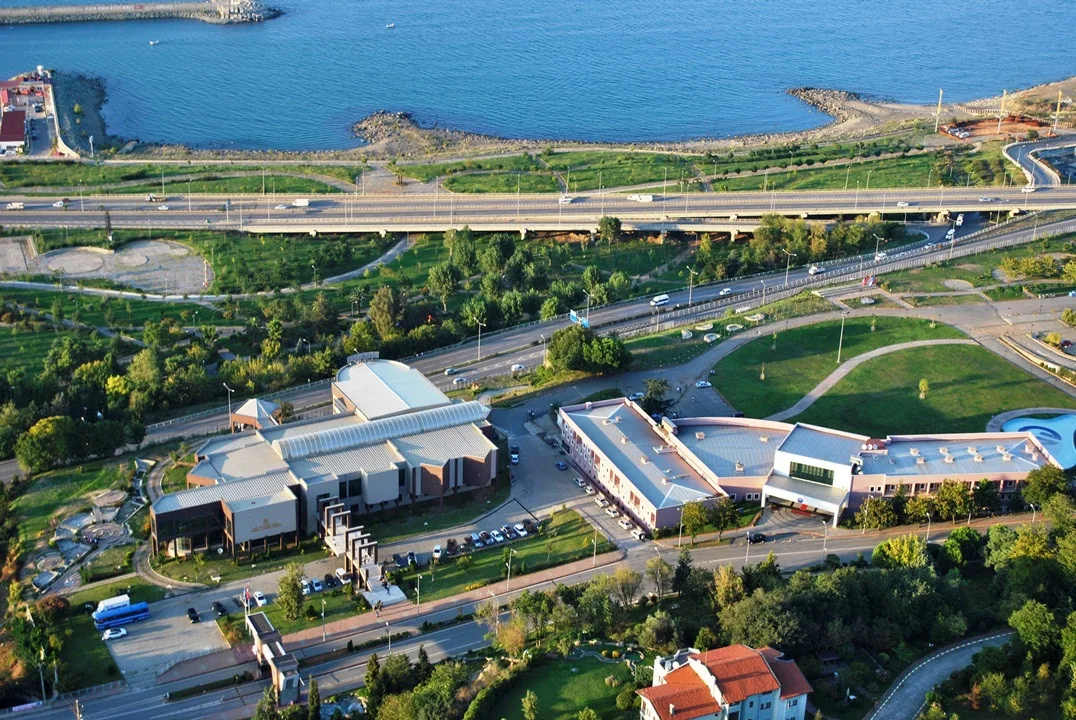 Trabzon Üniversitesi