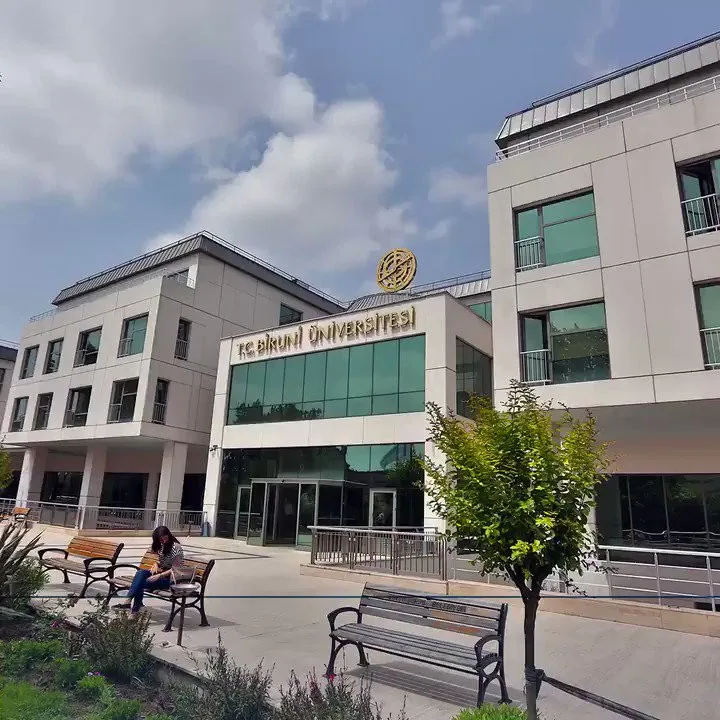 Biruni Üniversitesi