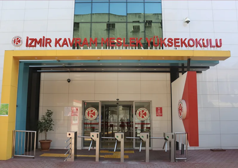 İzmir Kavram Meslek Yüksekokulu