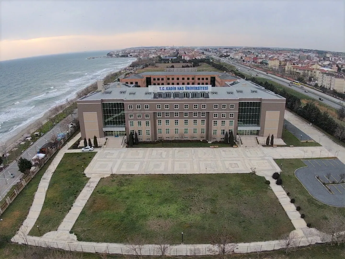 Kadir Has Üniversitesi