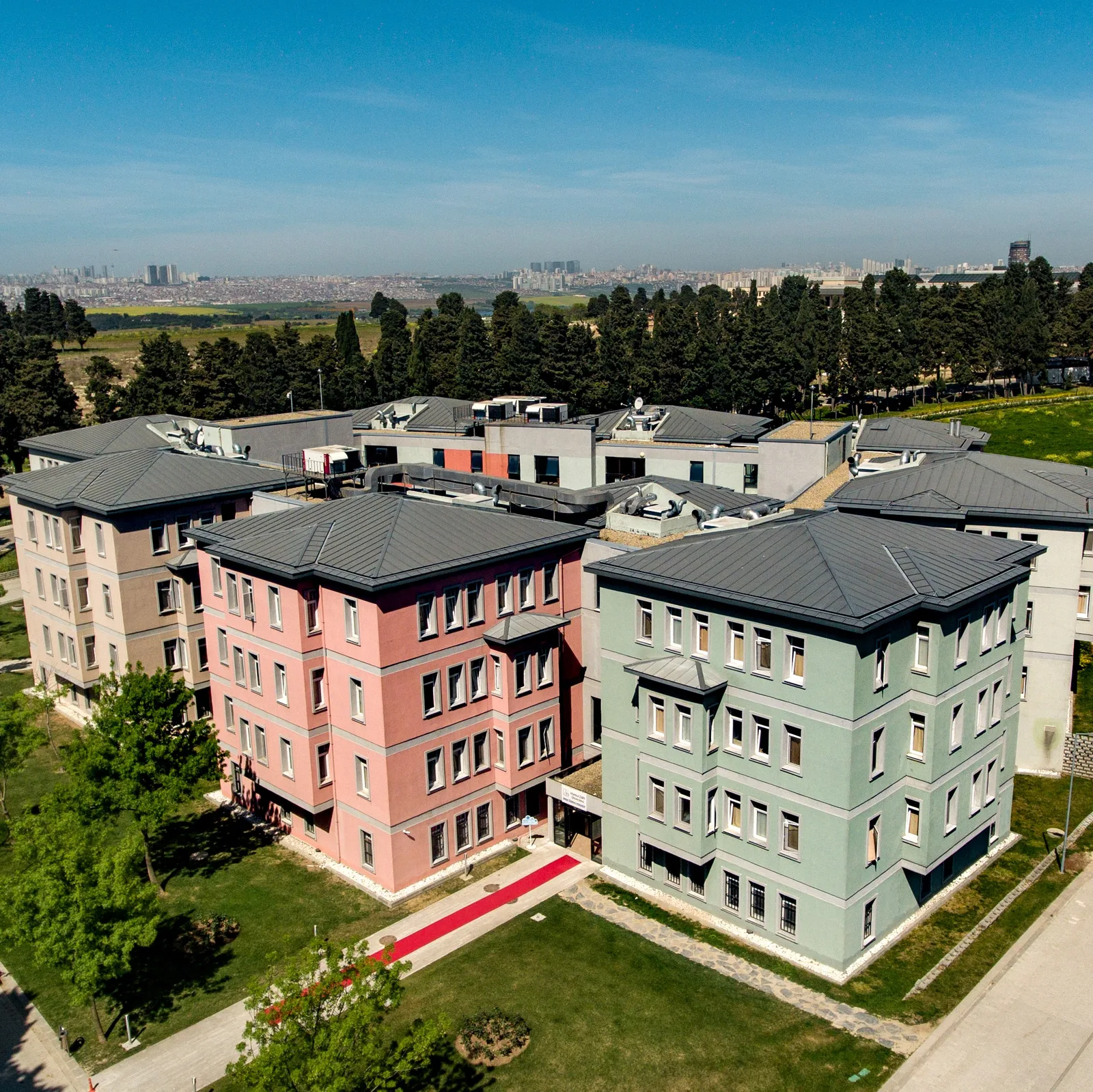 İstanbul Sabahattin Zaim Üniversitesi