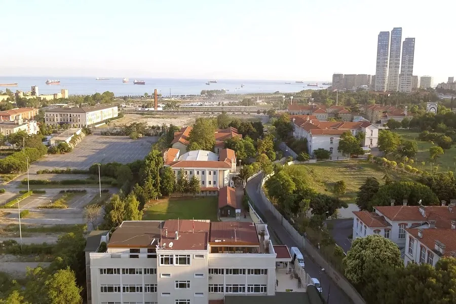 İstanbul Topkapı Üniversitesi