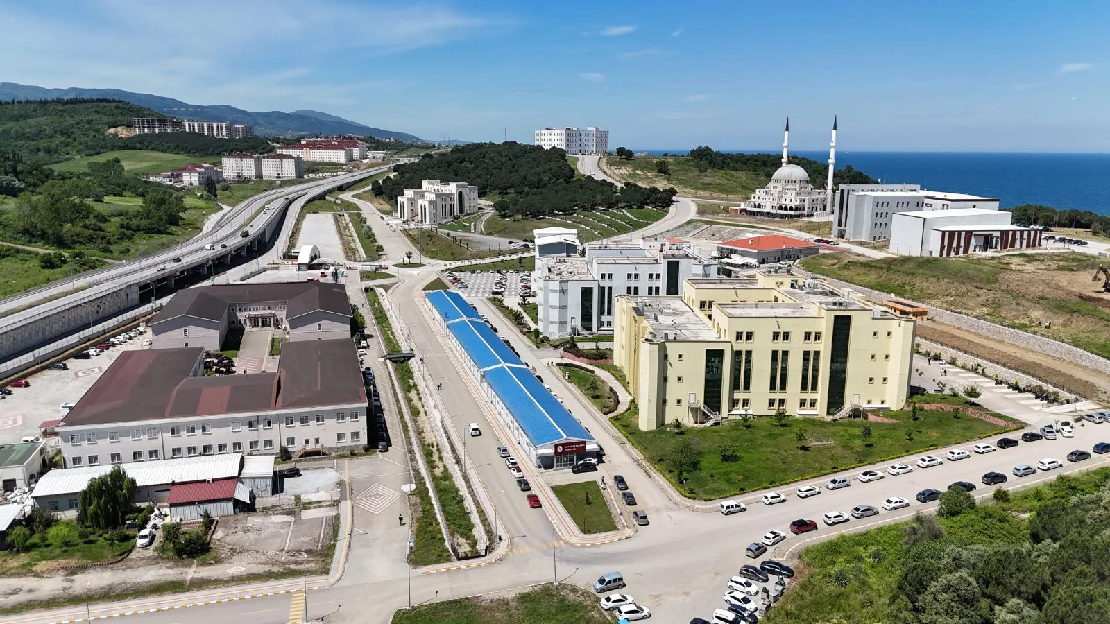 Yalova Üniversitesi