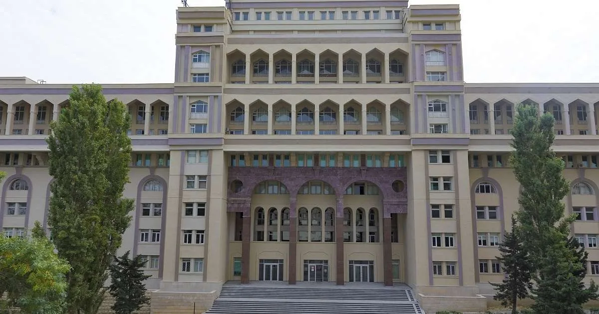 Bakü Devlet Üniversitesi