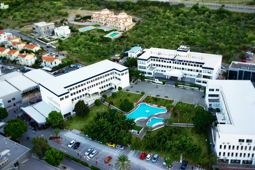 Girne Amerikan Üniversitesi